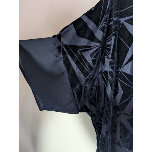 NWOT Chico's Navy Blue Velvet Jacquard Two In One Tiered Blouse Sz 1 Medium 120 - Picture 6 of 8